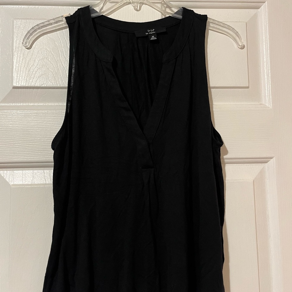 Iris Black Blouse with v-neck tank top